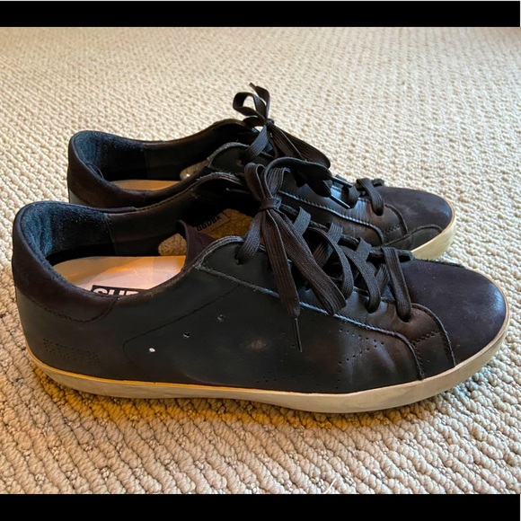 superstar sneakers in leather with perforated star